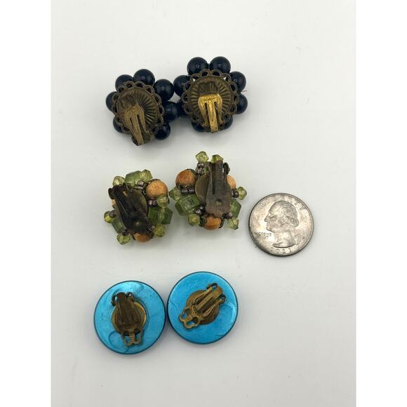 Vintage Lot Of 3 Japan And West Germany Clip On Cluster‎ And Solid Earrings - Picture 2 of 11